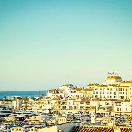 Banus - Brand New And Exclusive Banus Port Seafront Flat Apartment Marbella