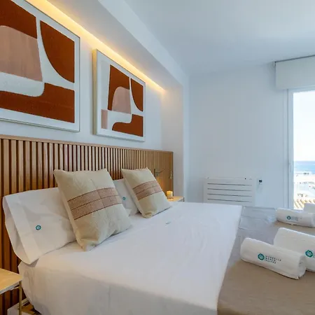 Banus - Brand New And Exclusive Banus Port Seafront Flat Apartment
