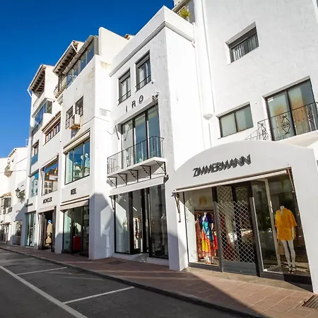 Banus - Brand New And Exclusive Banus Port Seafront Flat Apartment Marbella