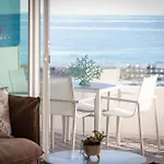 Banus - Brand New And Exclusive Banus Port Seafront Flat Apartment *