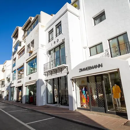 Banus - Brand New And Exclusive Banus Port Seafront Flat Apartment Marbella