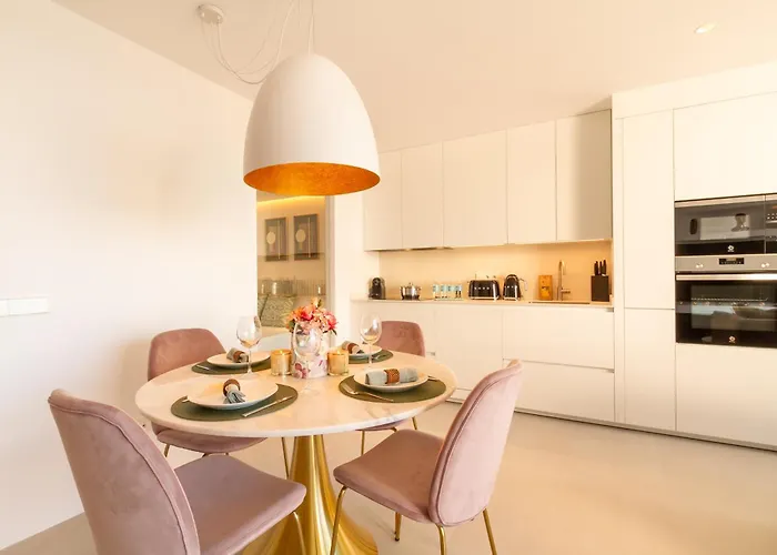 Apartment Banus - Brand New And Exclusive Banus Port Seafront Flat *