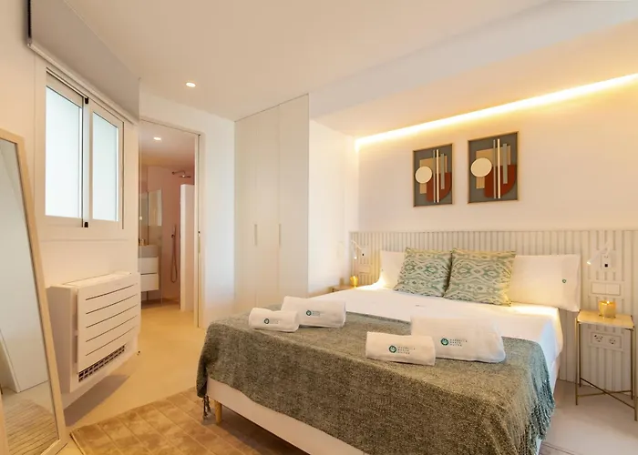 Banus - Brand New And Exclusive Banus Port Seafront Flat ماربيا