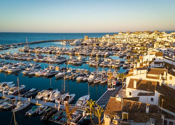 Banus - Brand New And Exclusive Banus Port Seafront Flat Apartment Marbella