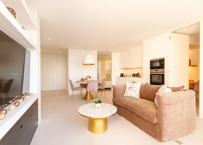 Banus - Brand New And Exclusive Banus Port Seafront Flat شقة *