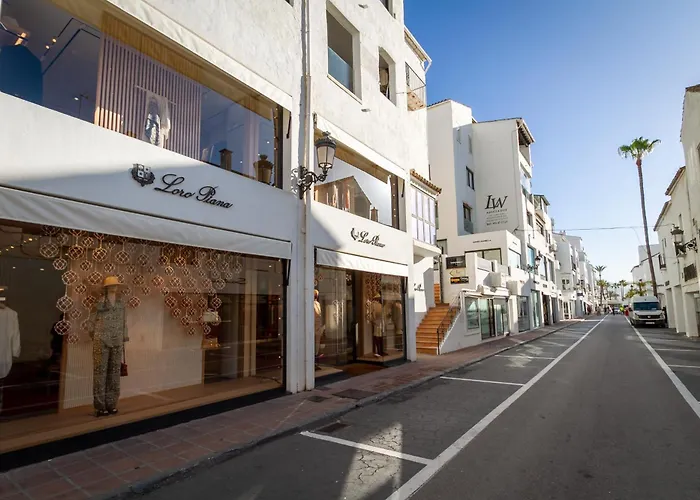 Banus - Brand New And Exclusive Banus Port Seafront Flat Apartment *