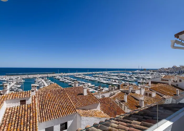 Banus - Brand New And Exclusive Banus Port Seafront Flat شقة