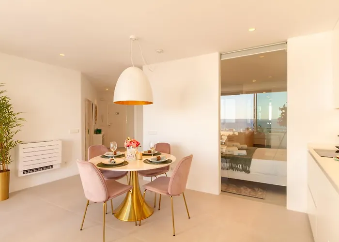 Banus - Brand New And Exclusive Banus Port Seafront Flat