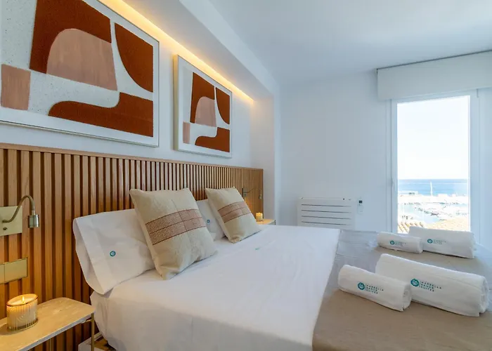 Banus - Brand New And Exclusive Banus Port Seafront Flat Apartment