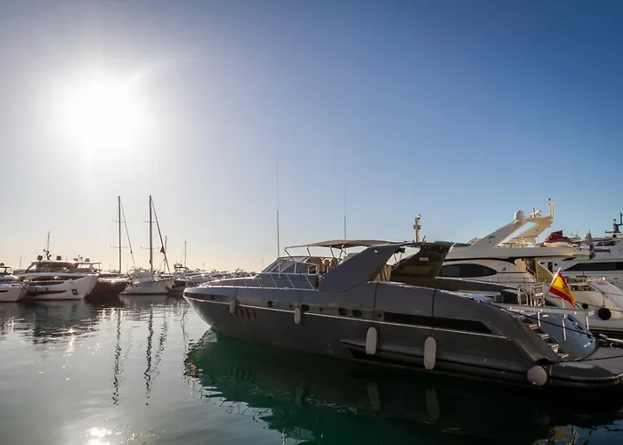 Banus - Brand New And Exclusive Banus Port Seafront Flat