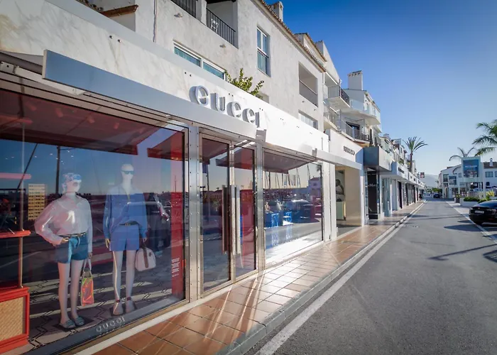 Banus - Brand New And Exclusive Banus Port Seafront Flat Apartament *