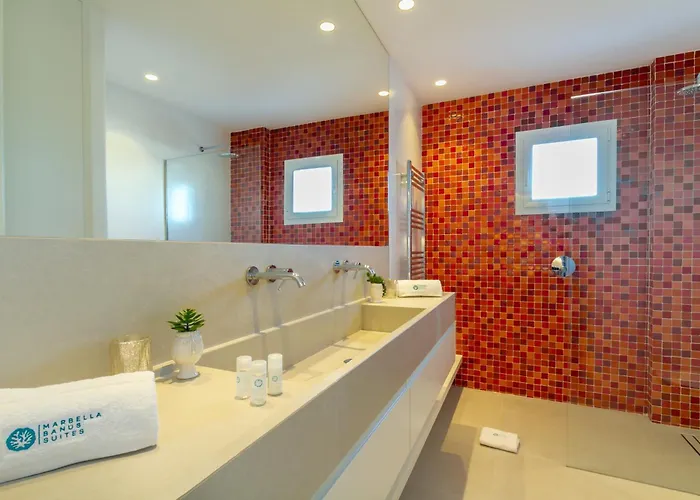 Banus - Brand New And Exclusive Banus Port Seafront Flat Apartament *