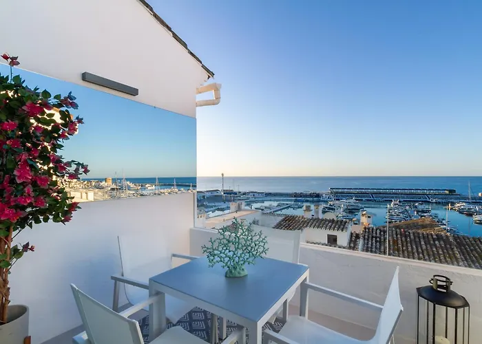 Banus - Brand New And Exclusive Banus Port Seafront Flat Apartament Marbella
