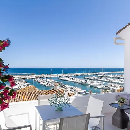 Marbella Banus Suites - Brand New Exclusive Puerto Banus Port Seafront Apartment - 2Br - 2Ba - Outdoor Terrace - Spectacular Mediterranean Views - Heart Of Puerto Banus Marina - Steps From El Corte Ing Luxury Shopping Appartement