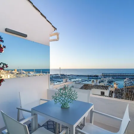 Marbella Banus Suites - Brand New Exclusive Puerto Banus Port Seafront Apartment - 2Br - 2Ba - Outdoor Terrace - Spectacular Mediterranean Views - Heart Of Puerto Banus Marina - Steps From El Corte Ing Luxury Shopping Appartement Marbellac